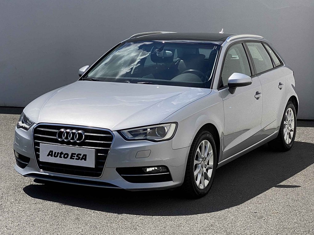 Audi A3 2.0 TDi Attraction