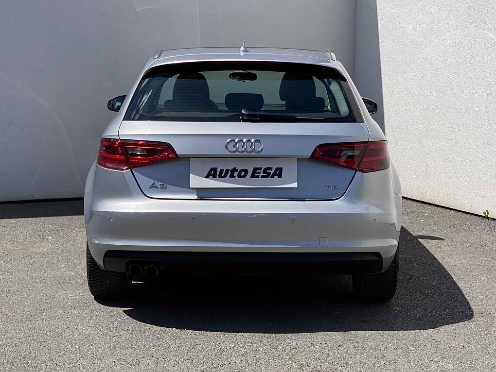 Audi A3 2.0 TDi Attraction