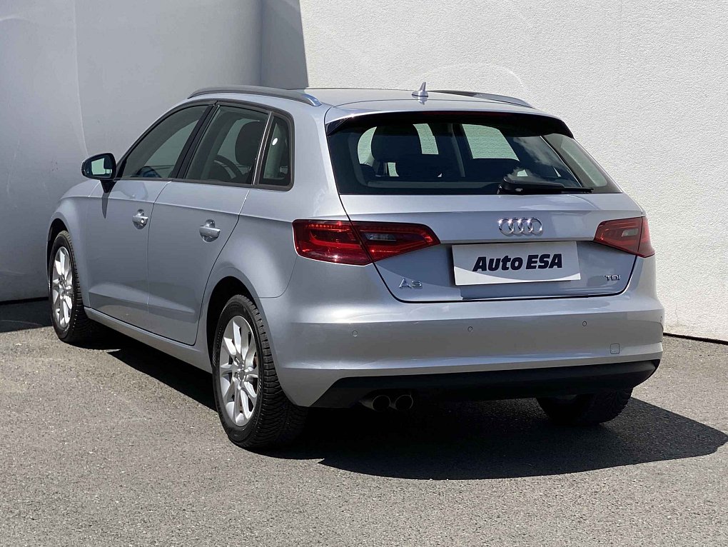 Audi A3 2.0 TDi Attraction