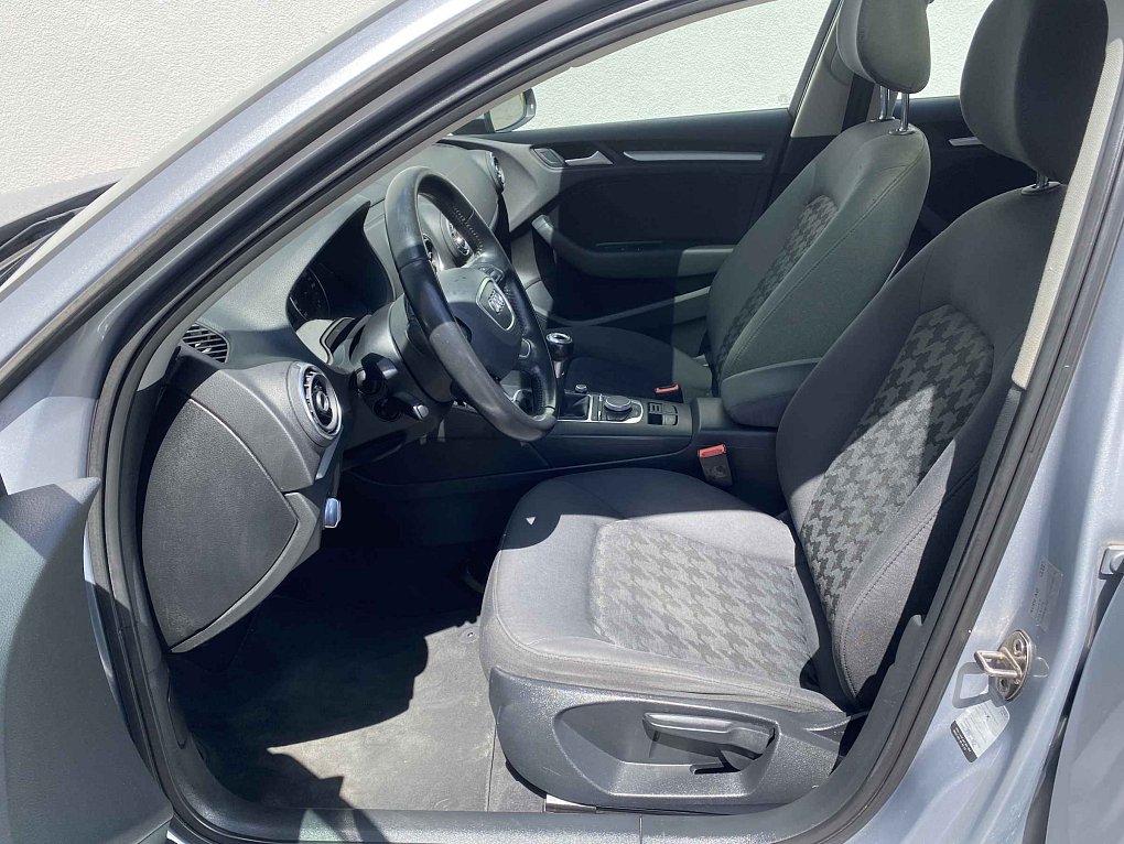Audi A3 2.0 TDi Attraction