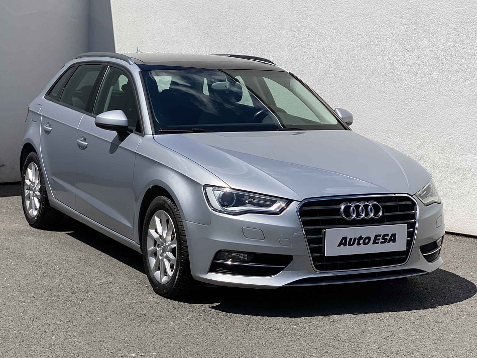 Audi A3 2.0 TDi Attraction