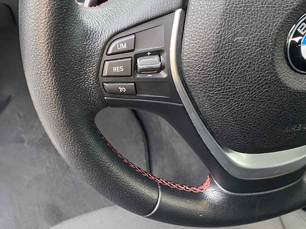 BMW Řada 3 2.0T Sport 328i xDrive