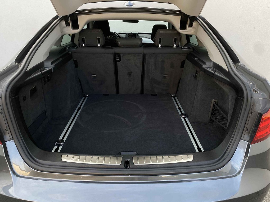 BMW Řada 3 2.0T Sport 328i xDrive