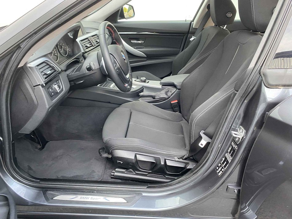 BMW Řada 3 2.0T Sport 328i xDrive