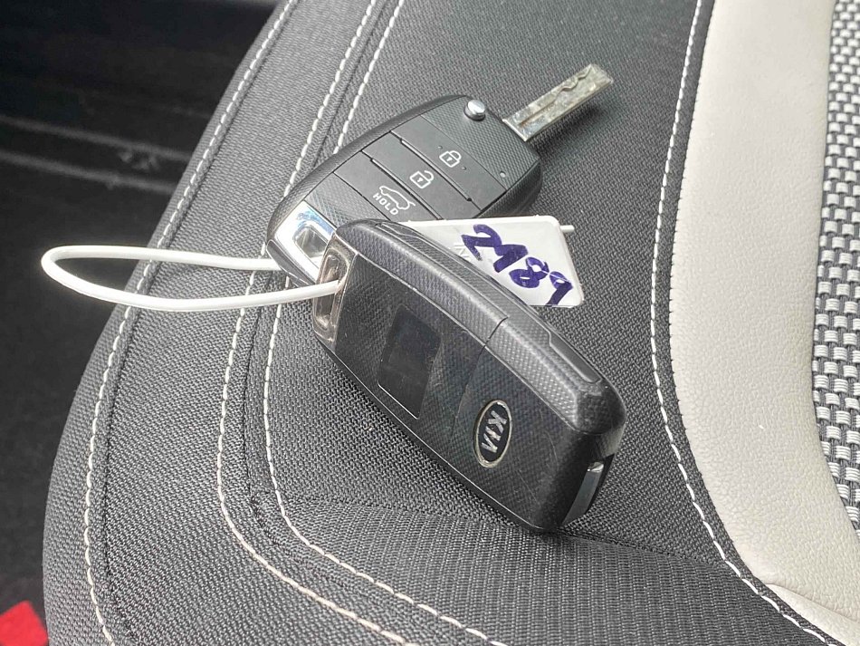 Kia Ceed 1.6GDi 
