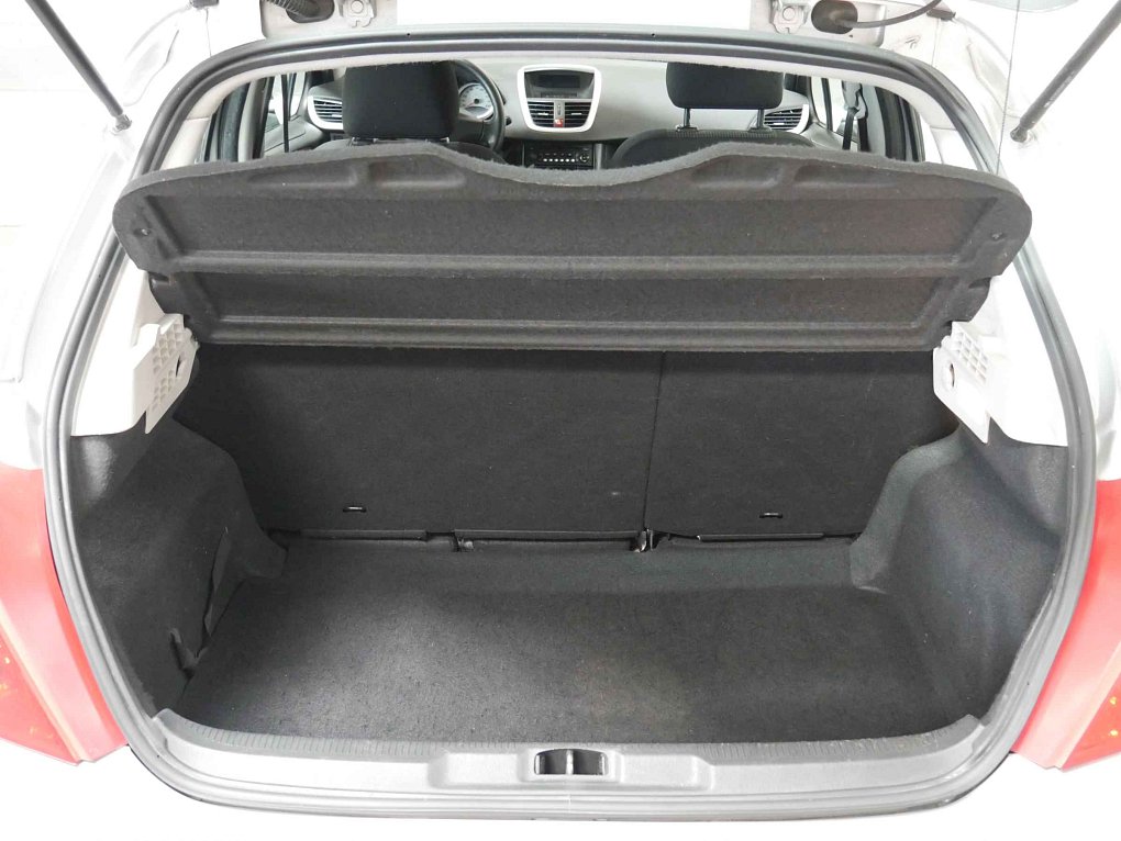 Peugeot 207 1.4 HDi 