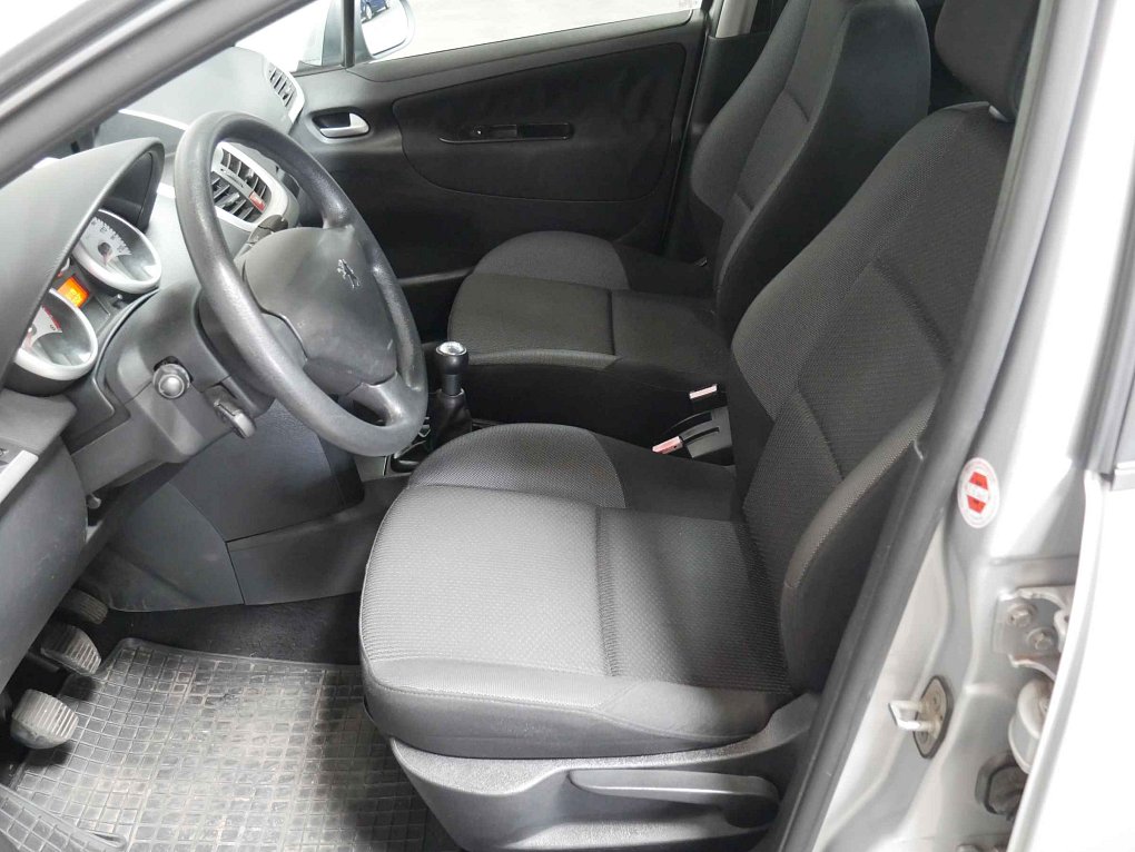 Peugeot 207 1.4 HDi 