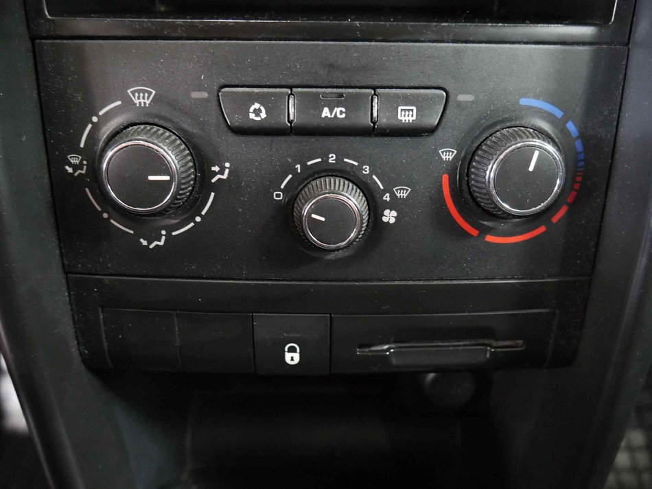 Peugeot 207 1.4 HDi 