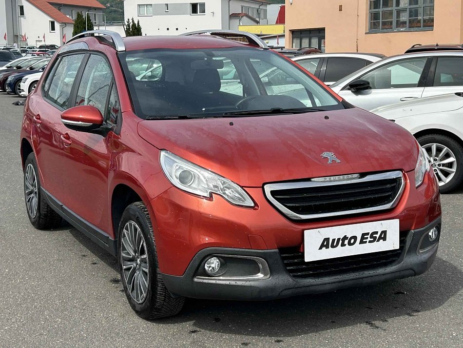 Peugeot 2008 1.2PT 