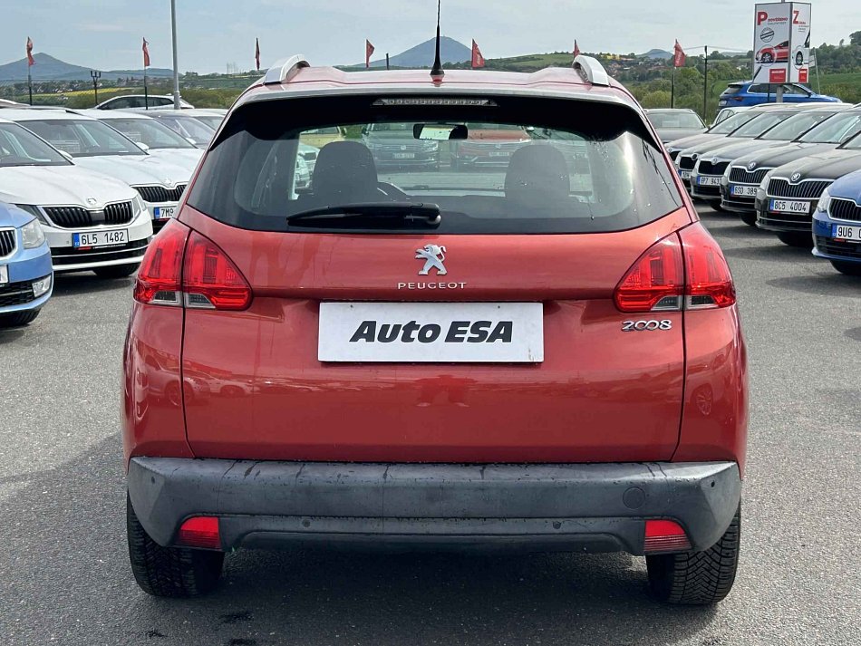 Peugeot 2008 1.2PT 