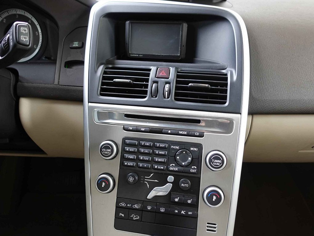 Volvo XC60 2.4D  4x4