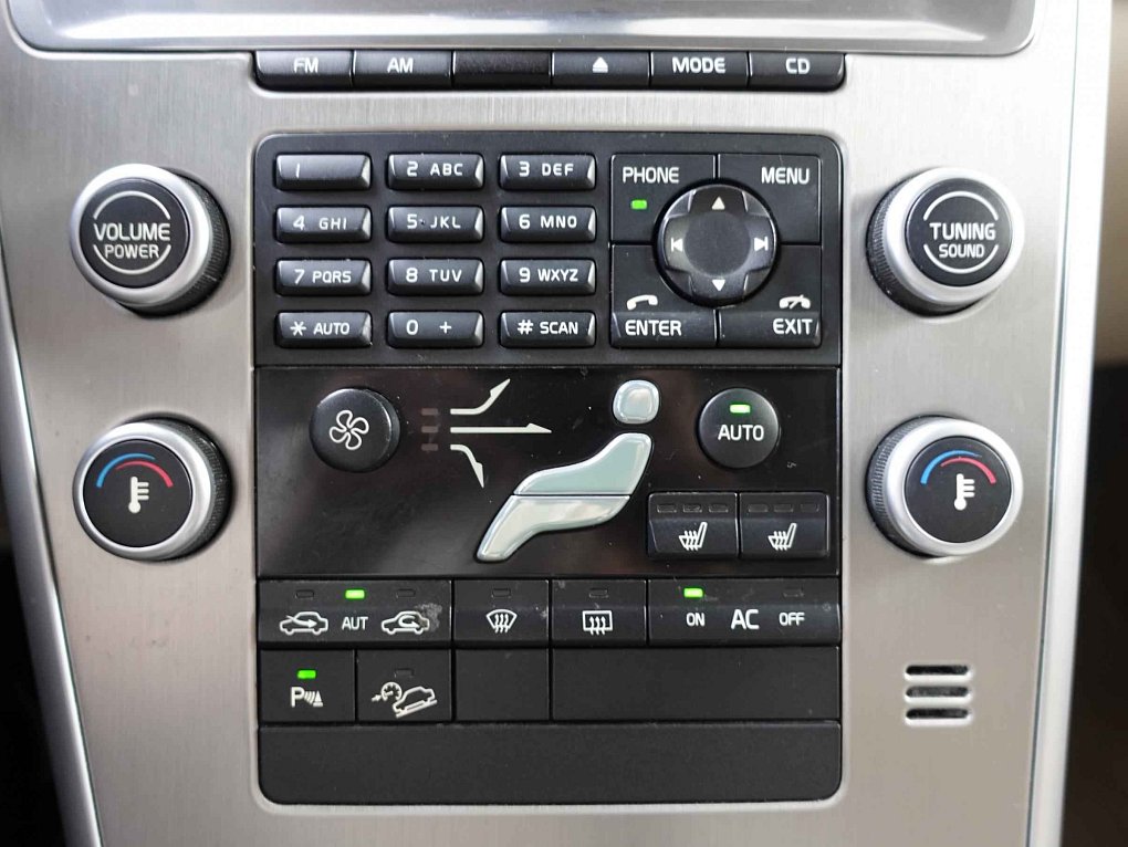 Volvo XC60 2.4D  4x4