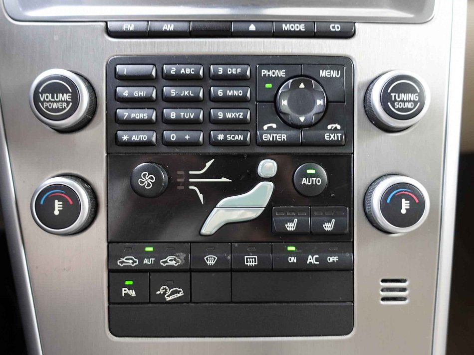Volvo XC60 2.4D  4x4
