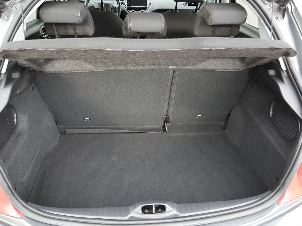 Peugeot 208 1.2 VTi 