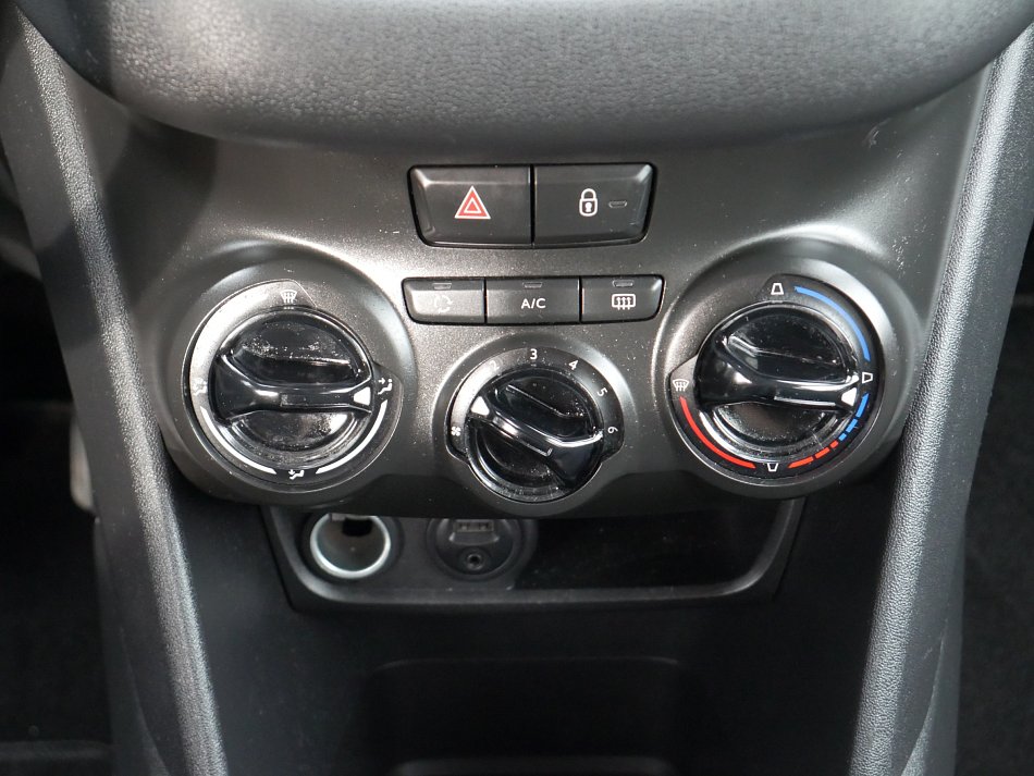 Peugeot 208 1.2 VTi 