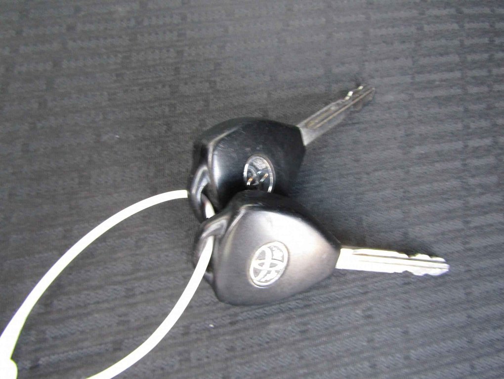 Toyota Avensis 1.8 i 