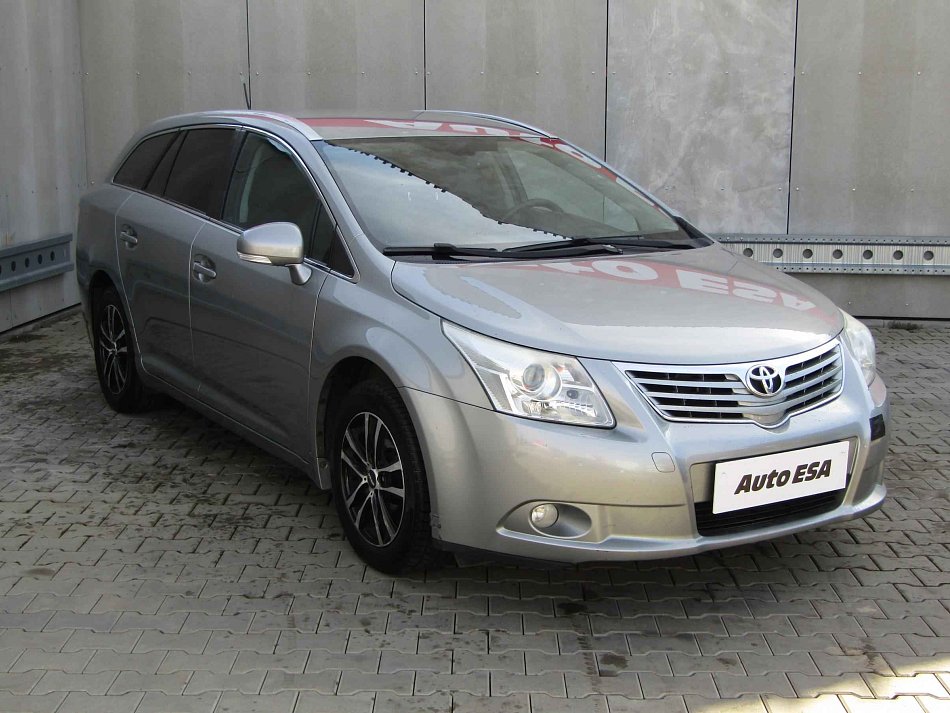 Toyota Avensis 1.8 i 