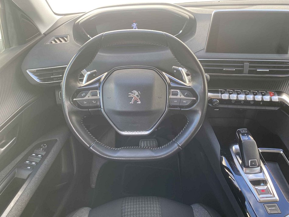 Peugeot 3008 1.2 PT Style