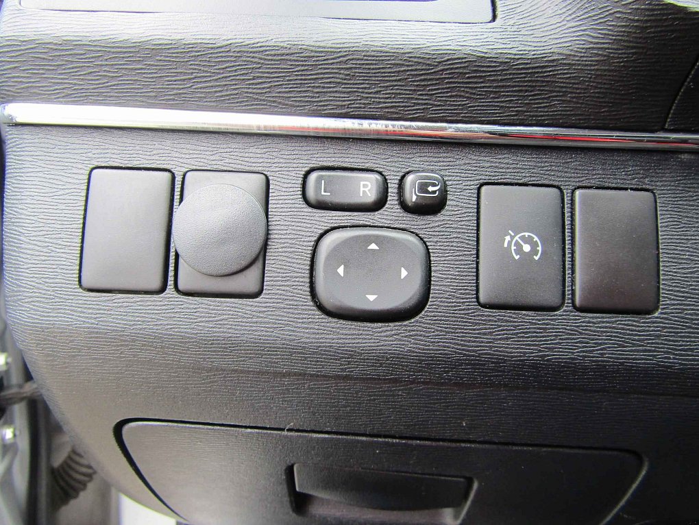 Toyota Avensis 2.2D 