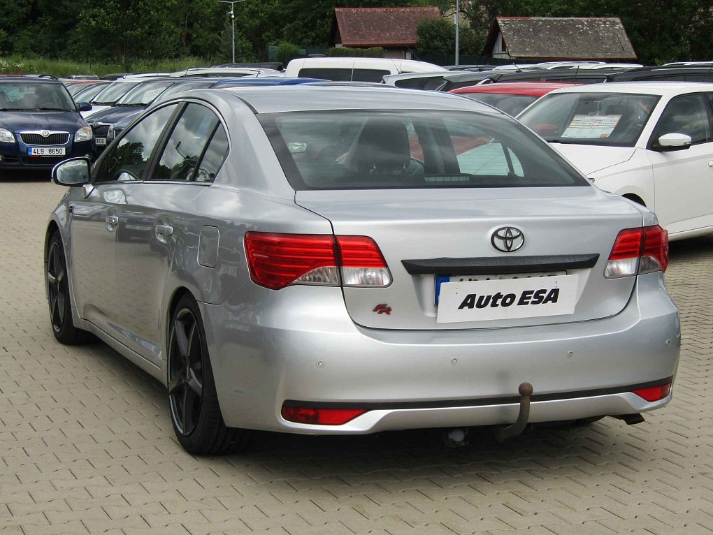 Toyota Avensis 2.2D 