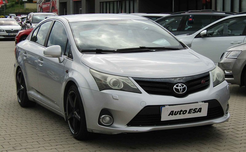 Toyota Avensis 2.2D 