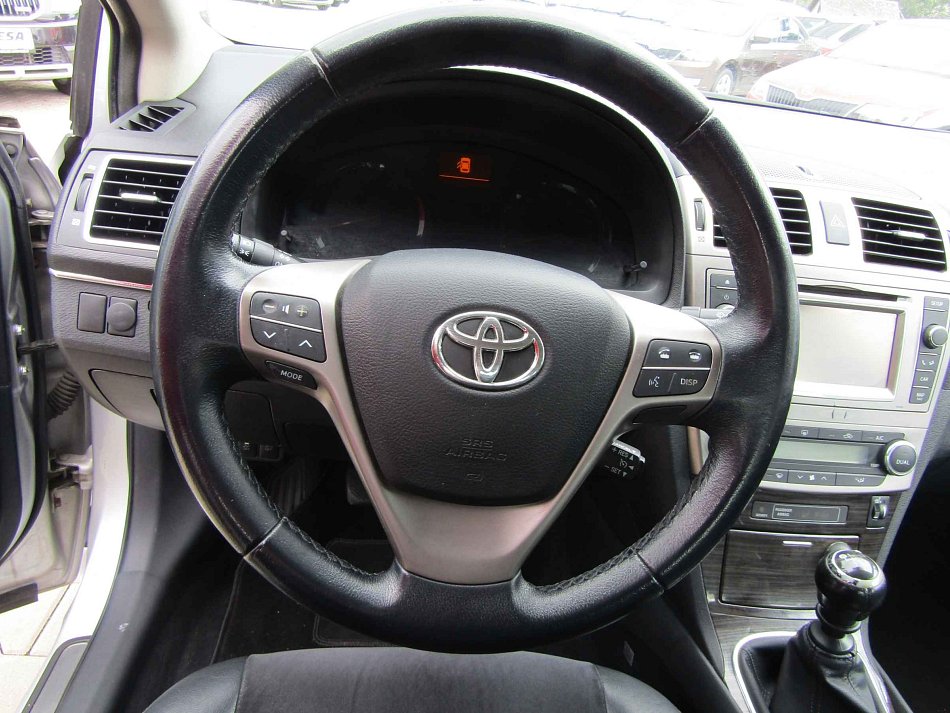 Toyota Avensis 2.2D 