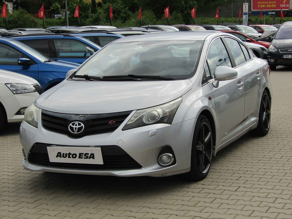 Toyota Avensis 2.2D 
