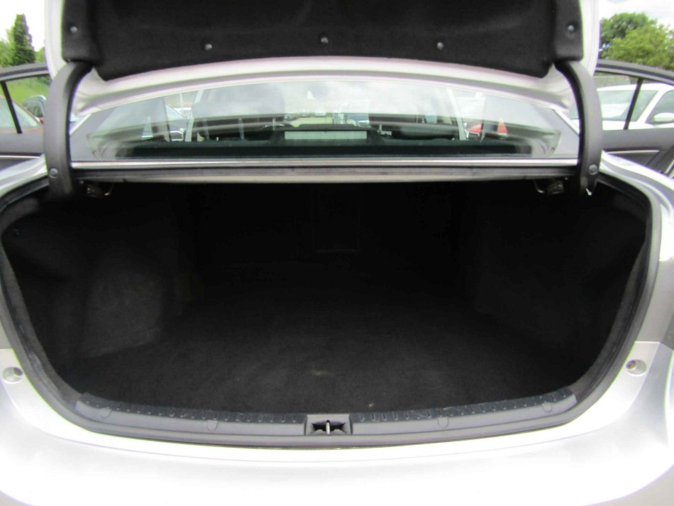 Toyota Avensis 2.2D 