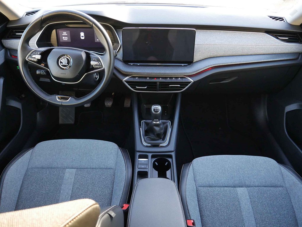 Škoda Octavia IV 1.5 TSi Selection