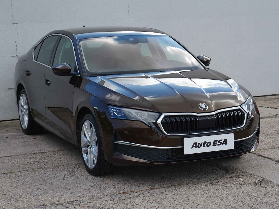 Škoda Octavia IV 1.5 TSi Selection
