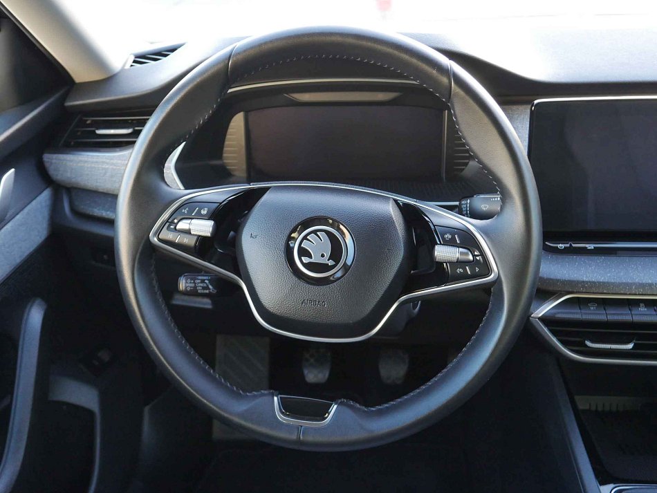 Škoda Octavia IV 1.5 TSi Selection