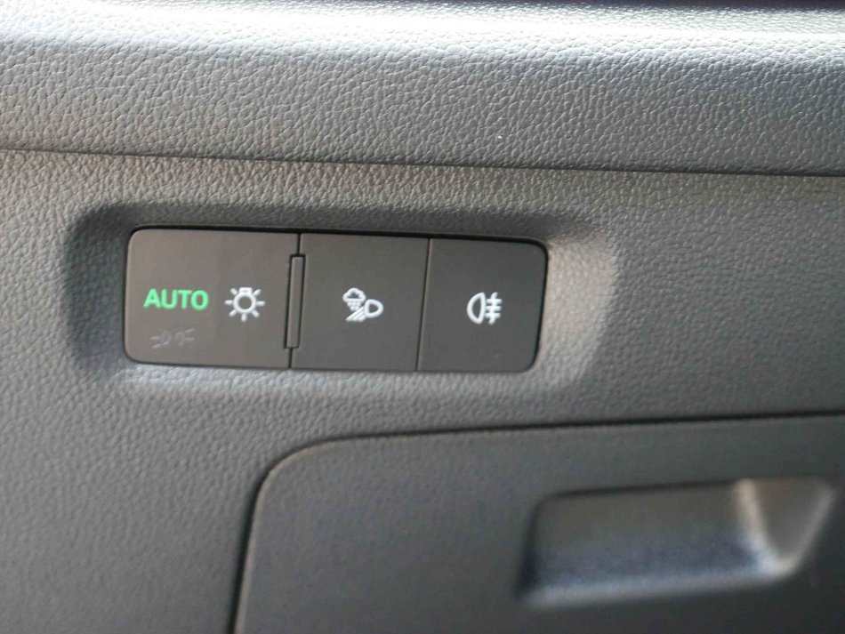 Škoda Octavia IV 1.5 TSi Selection