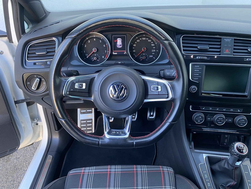 Volkswagen Golf 2.0 TSi GTi