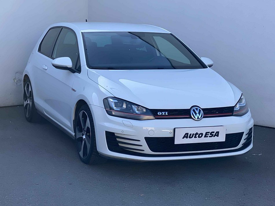 Volkswagen Golf 2.0 TSi GTi