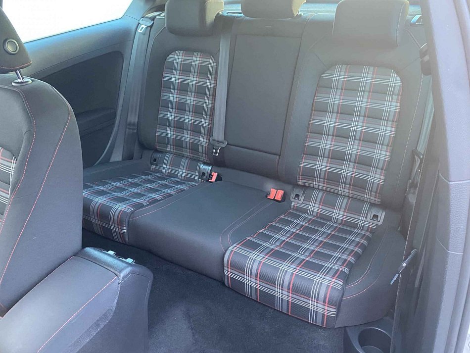 Volkswagen Golf 2.0 TSi GTi