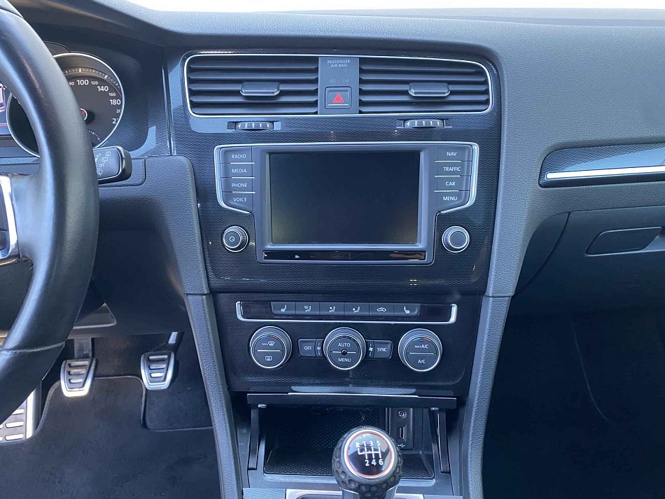 Volkswagen Golf 2.0 TSi GTi