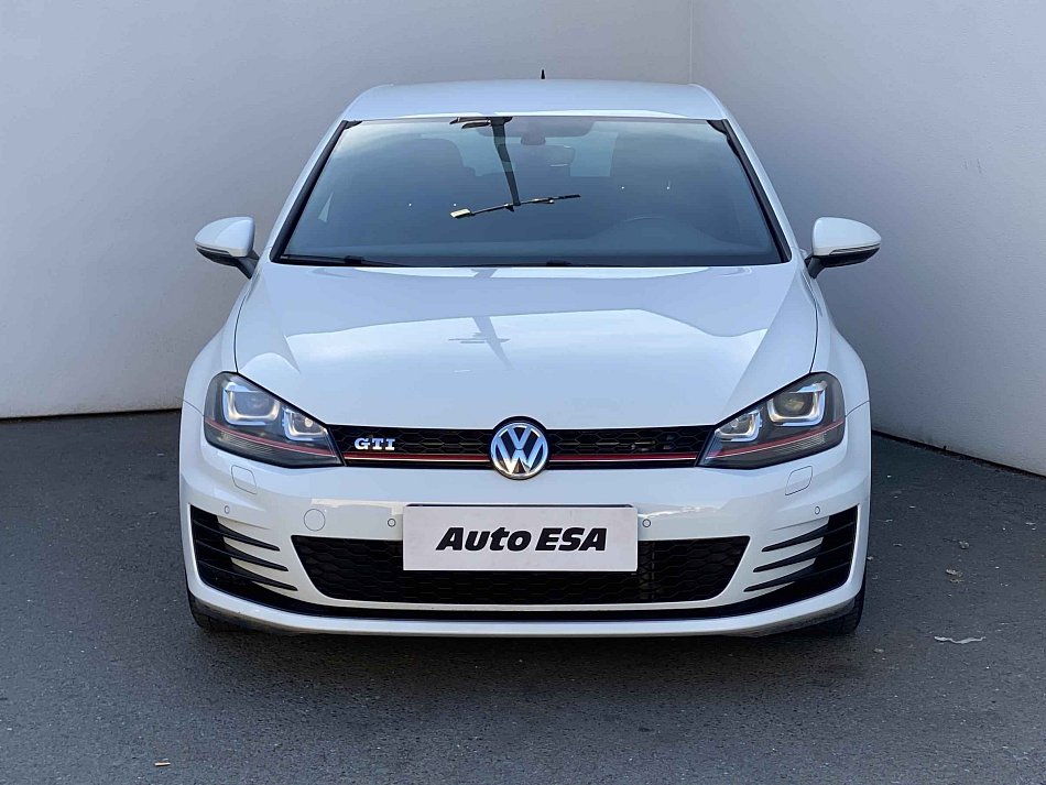 Volkswagen Golf 2.0 TSi GTi