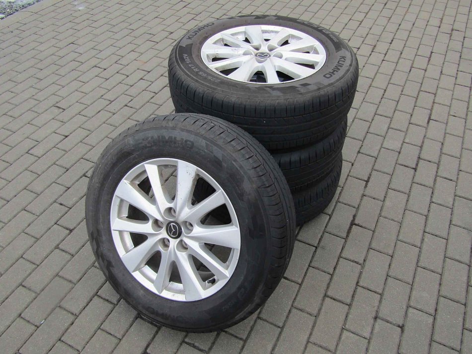 Mazda CX-5 2.0i  4x4