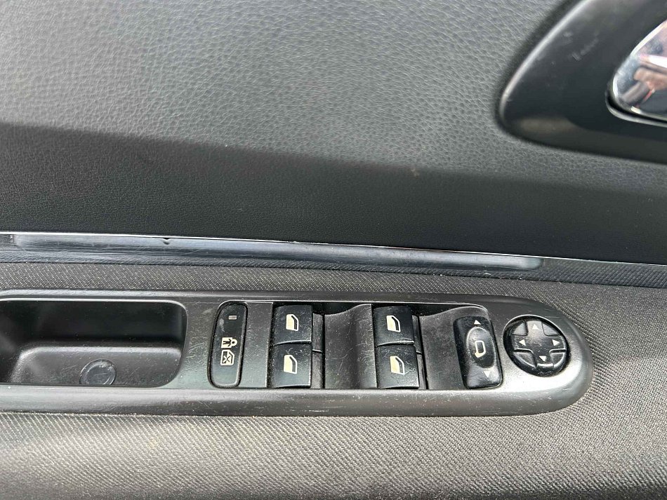 Peugeot 3008 1.6 HDi 