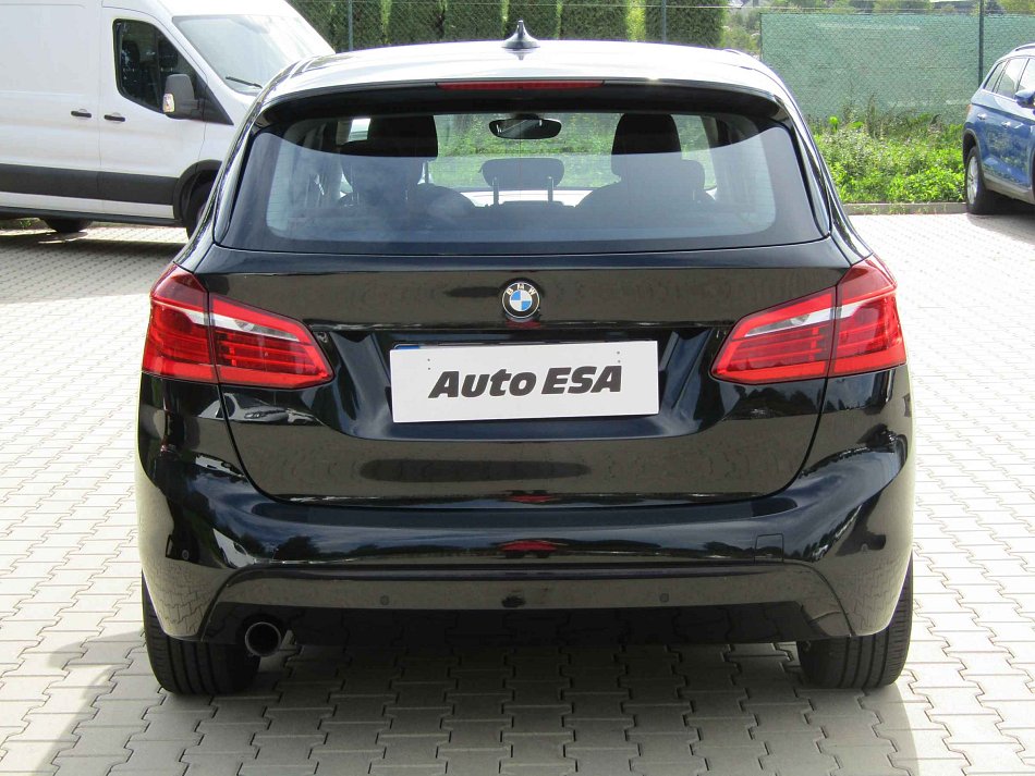 BMW Řada 2 2.0D 