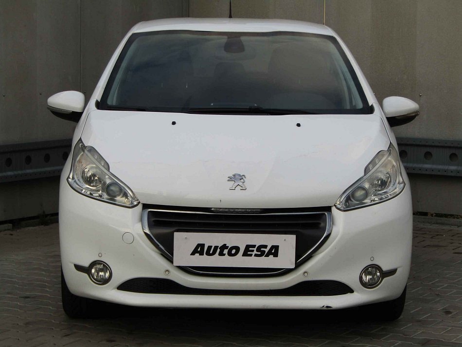 Peugeot 208 1.2PT 