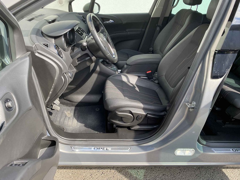 Opel Meriva 1.4 T Edition 150