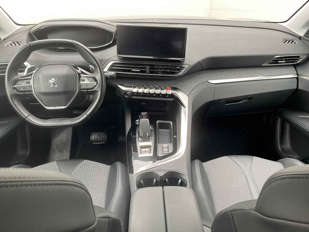 Peugeot 3008 1.2PT Allure
