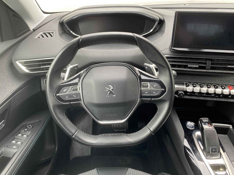 Peugeot 3008 1.2PT Allure