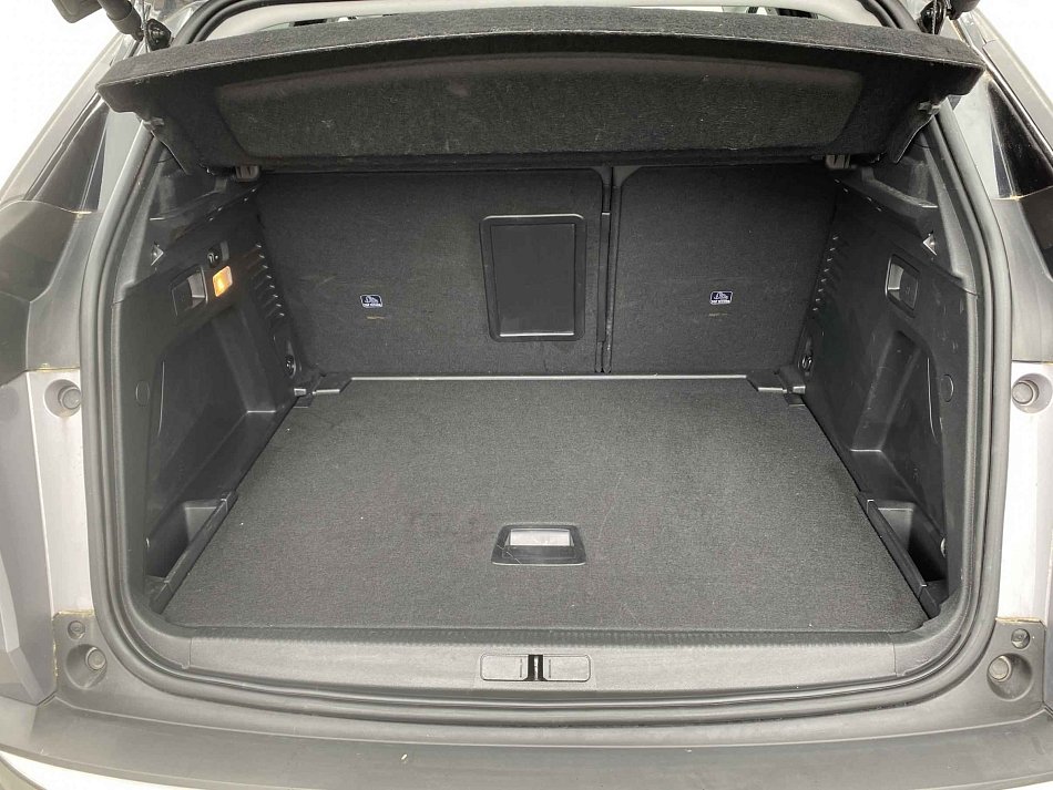Peugeot 3008 1.2PT Allure