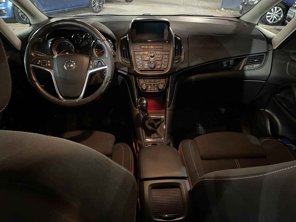 Opel Zafira 2.0 CDTi 