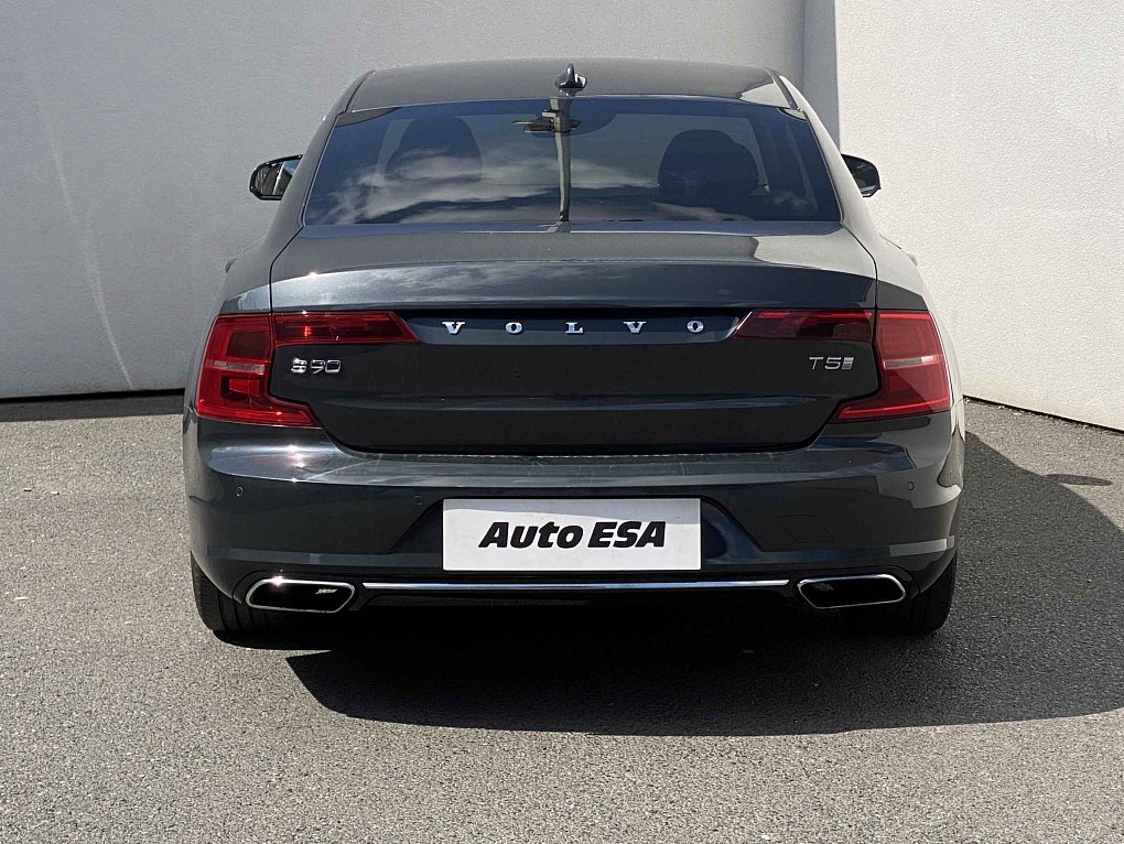 Volvo S90 2.0 T5 