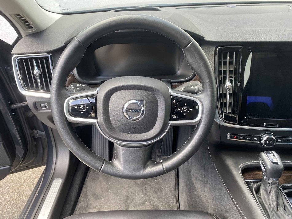 Volvo S90 2.0 T5 