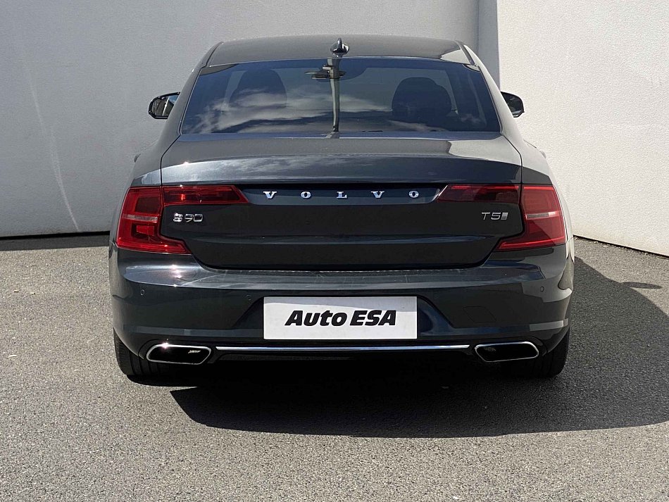 Volvo S90 2.0 T5 