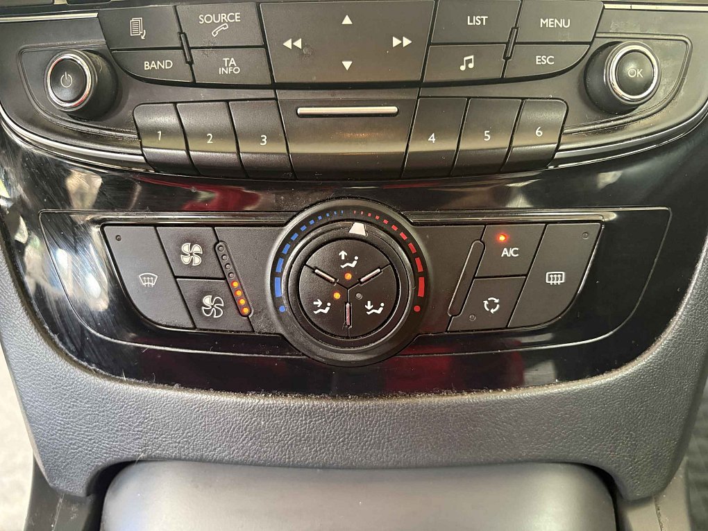 Peugeot 508 1.6i 